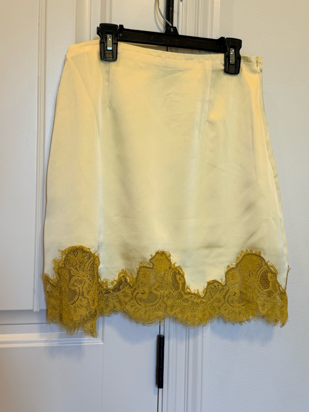Vici Satin Lace-Trim Mini Skirt in Yellow - Picture 10 of 12